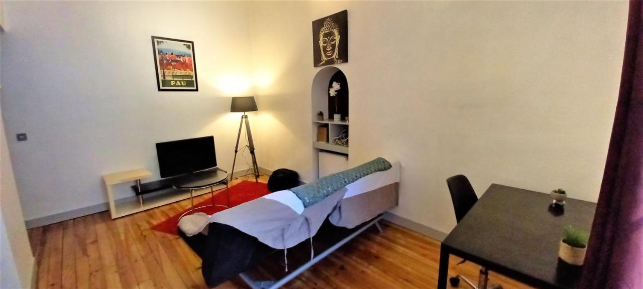 Apartament Le Gambetta T2 Cosy Hypercentre Wifi Fibre Avec Parking Pau Zewnętrze zdjęcie