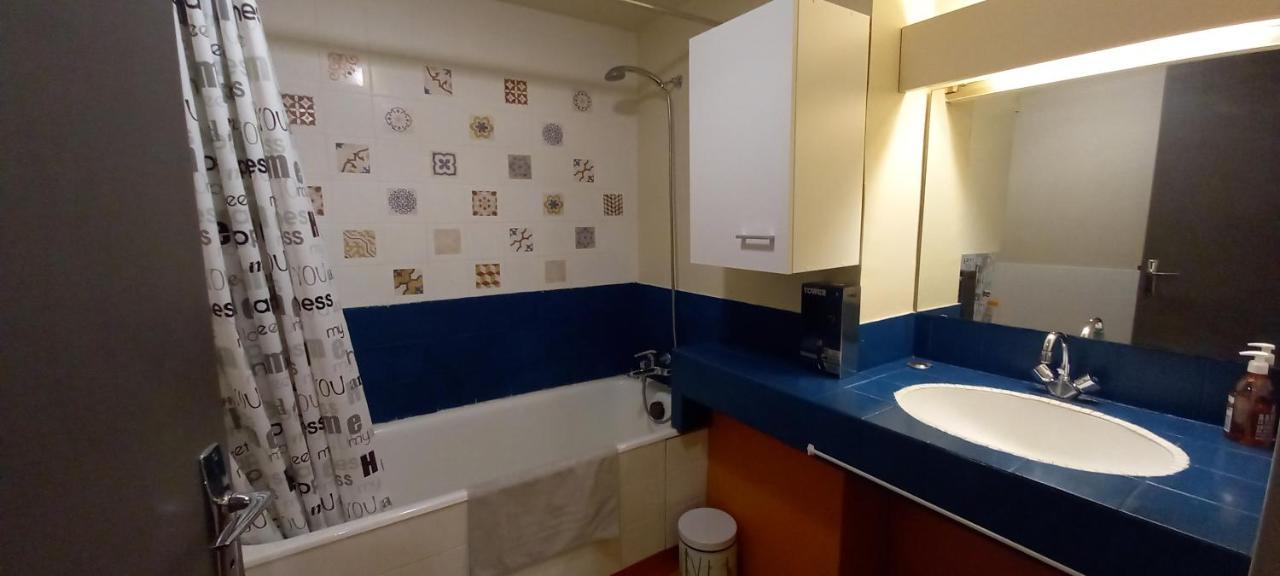Apartament Le Gambetta T2 Cosy Hypercentre Wifi Fibre Avec Parking Pau Zewnętrze zdjęcie