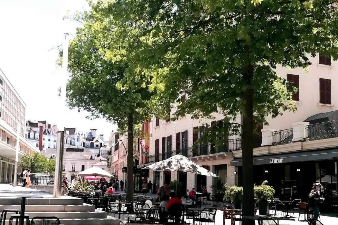 Apartament Le Gambetta T2 Cosy Hypercentre Wifi Fibre Avec Parking Pau Zewnętrze zdjęcie