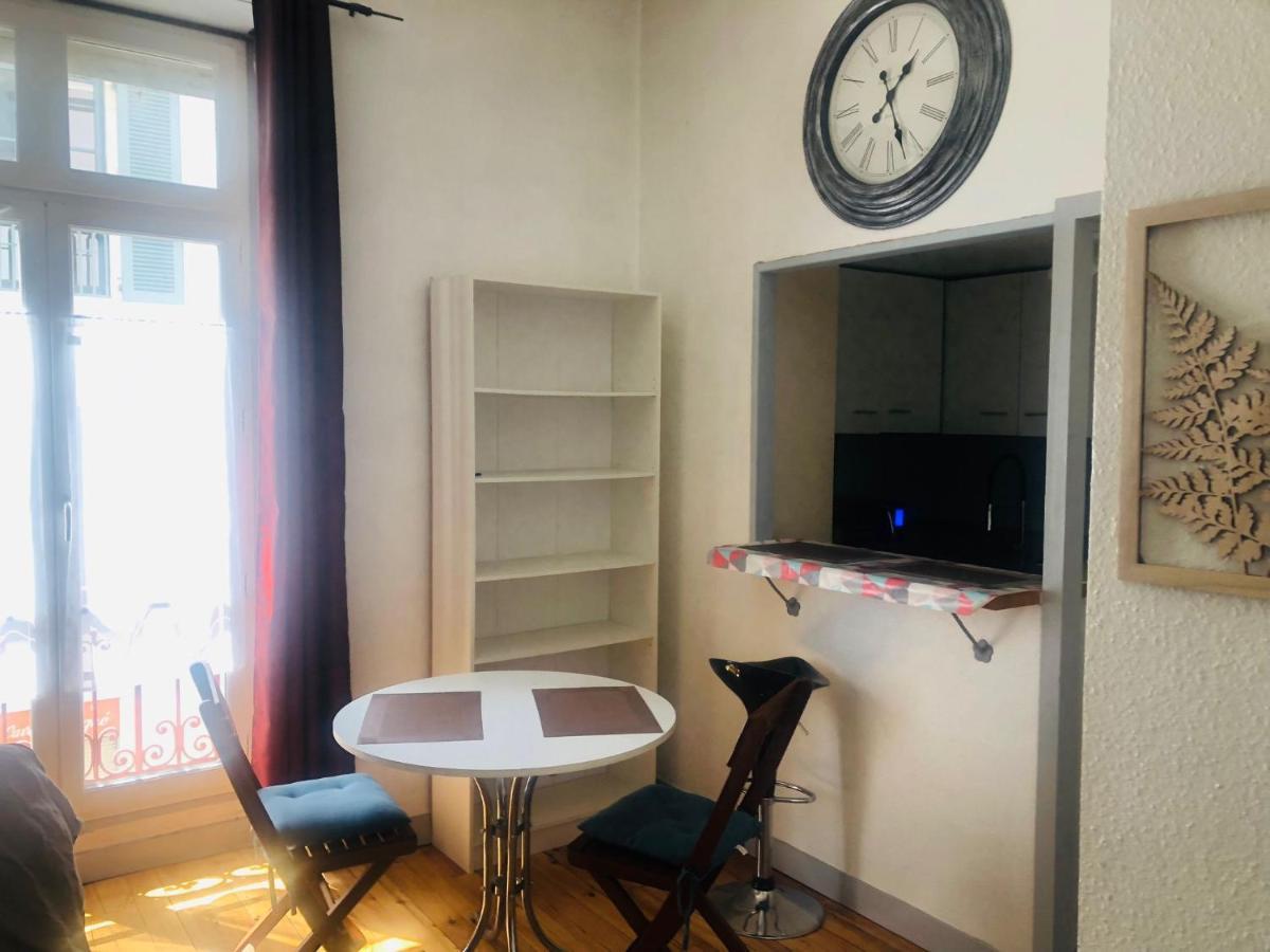 Apartament Le Gambetta T2 Cosy Hypercentre Wifi Fibre Avec Parking Pau Zewnętrze zdjęcie