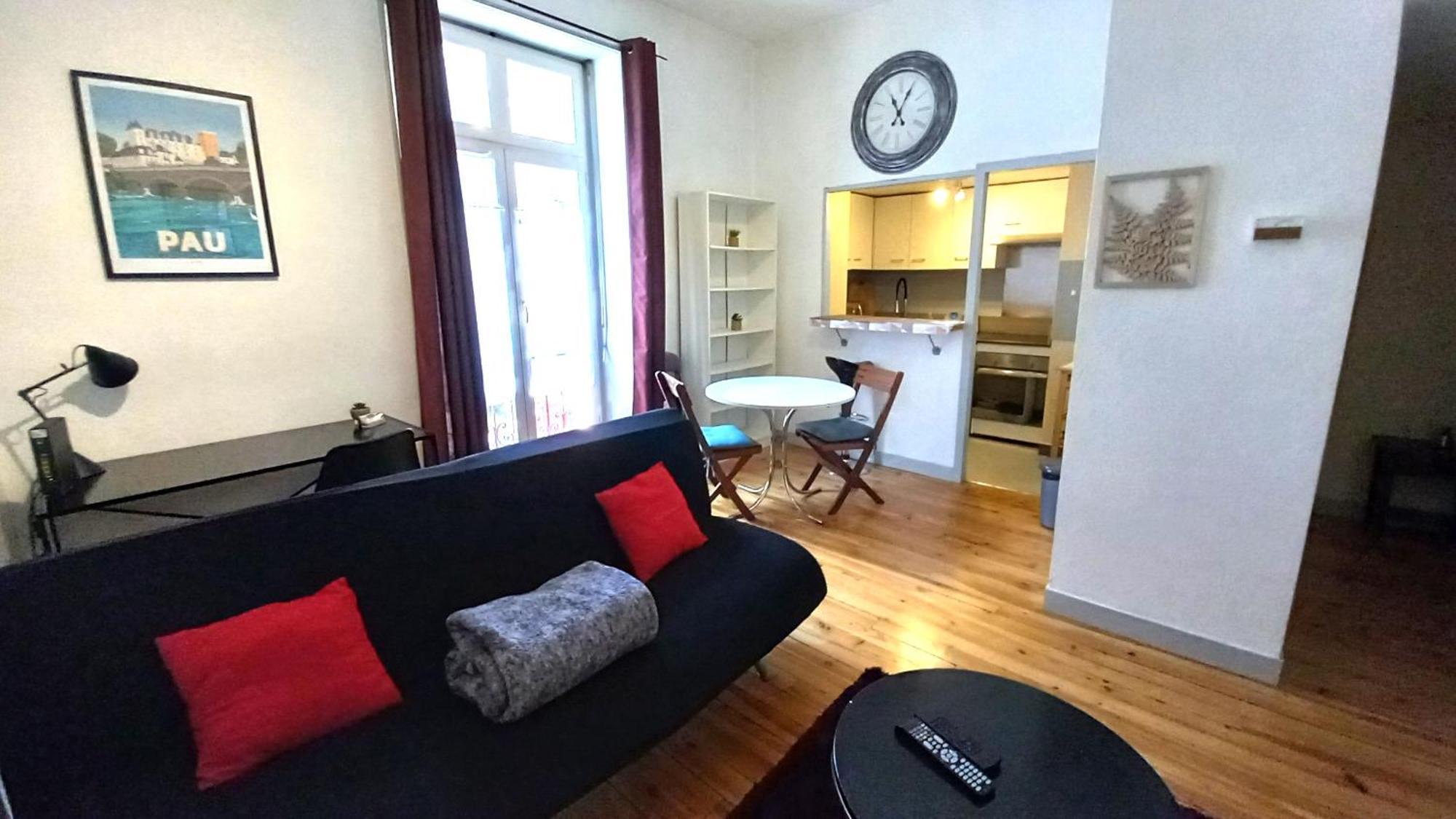 Apartament Le Gambetta T2 Cosy Hypercentre Wifi Fibre Avec Parking Pau Zewnętrze zdjęcie